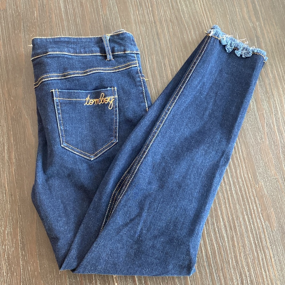 E. Shang ladies jeans, size 42 made in Italy.